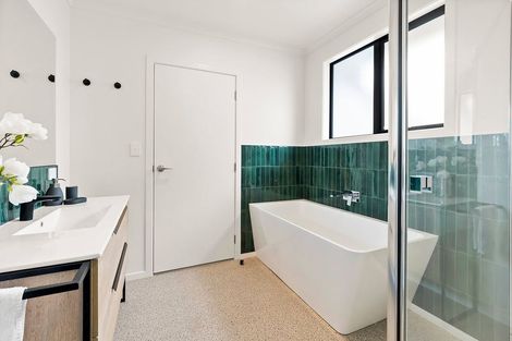 Photo of property in 30a Russell Road, Manurewa, Auckland, 2102