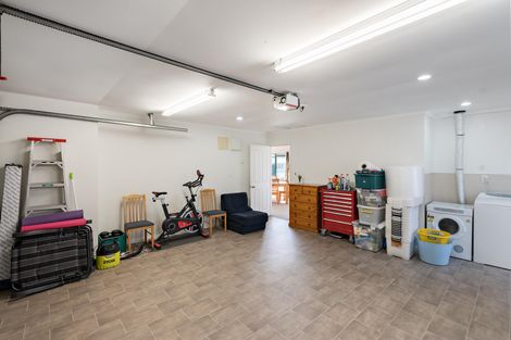 Photo of property in 42 Bellville Drive, Clendon Park, Auckland, 2103