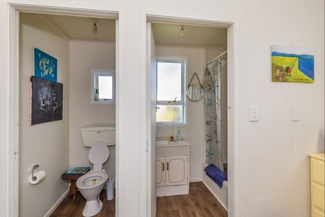 Photo of property in 10 Mahuri Street, Himatangi Beach, Foxton, 4891