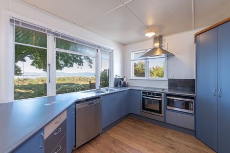 Photo of property in 43 Trewavas Street, Motueka, 7120