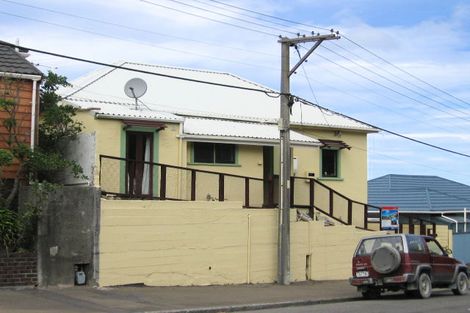 Photo of property in 211 Derwent Street, Island Bay, Wellington, 6023