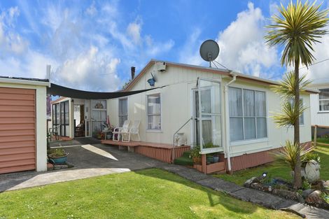 Photo of property in 37 Waro Drive, Hikurangi, 0114