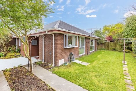 Photo of property in 2/21 Wharenui Road, Upper Riccarton, Christchurch, 8041