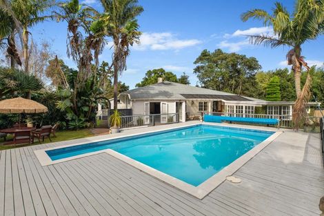 Photo of property in 239 Waiuku Otaua Road, Waiuku, 2682