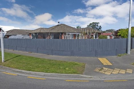 Photo of property in 73 Bentley Street, Russley, Christchurch, 8042