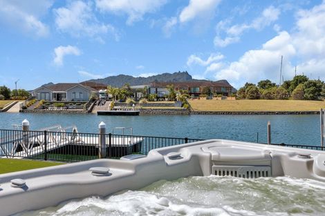 Photo of property in 25 Waitemata Drive, One Tree Point, 0118