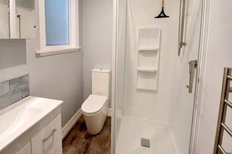 Photo of property in 43 Sumner Road, Lyttelton, 8082