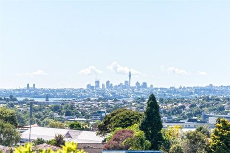 Photo of property in 178 Sturges Road, Henderson, Auckland, 0612