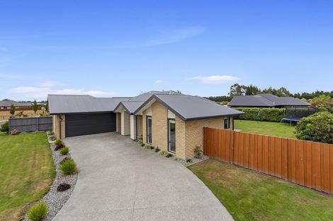 Photo of property in 67 Acacia Avenue, Rangiora, 7400