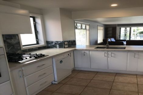 Photo of property in 132 Harbour Village Drive, Gulf Harbour, Whangaparaoa, 0930