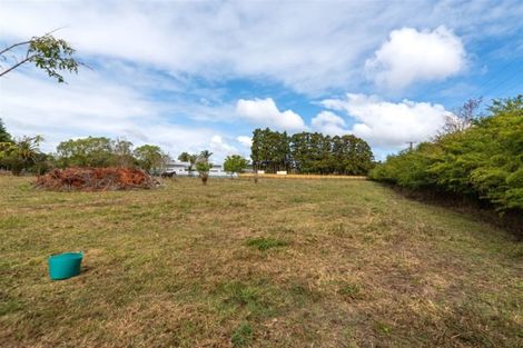 Photo of property in 152 Boord Crescent, Kumeu, 0891