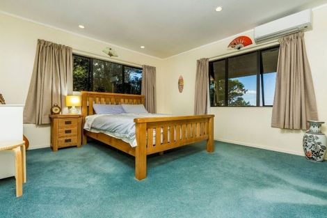 Photo of property in 1/22 Arcadia Crescent, Bayview, Auckland, 0629