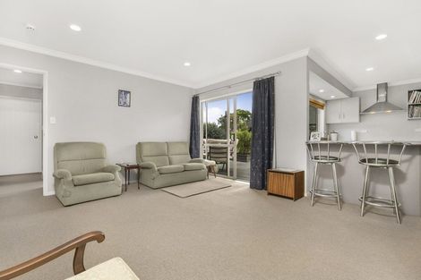 Photo of property in 23 Castlehill Court, Wattle Downs, Auckland, 2103