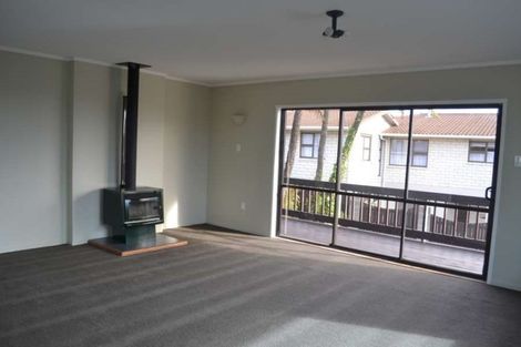 Photo of property in 16 Tiverton Crescent, Whalers Gate, New Plymouth, 4310