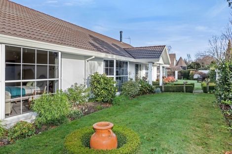 Photo of property in 125 Fendalton Road, Fendalton, Christchurch, 8014