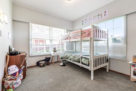 Photo of property in 39 Hillcrest Road, Hillcrest, Hamilton, 3216