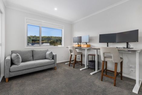 Photo of property in 14 Pateke Drive, Kenepuru, Porirua, 5022