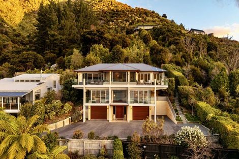 Photo of property in 362b Waikawa Road, Waikawa, Picton, 7220