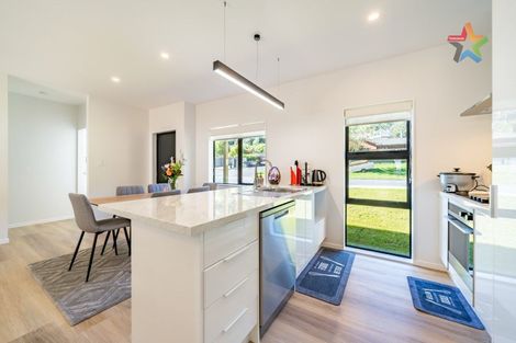 Photo of property in 72a Raukawa Street, Stokes Valley, Lower Hutt, 5019