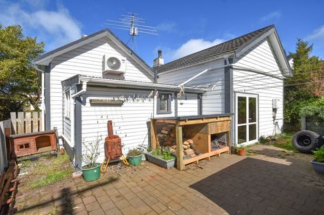 Photo of property in 39 Argyle Street, Mornington, Dunedin, 9011