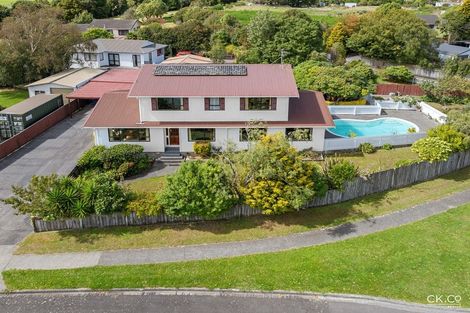 Photo of property in 127 Gemstone Drive, Birchville, Upper Hutt, 5018