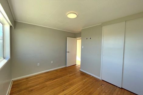 Photo of property in 22 Simons Street, Moturoa, New Plymouth, 4310