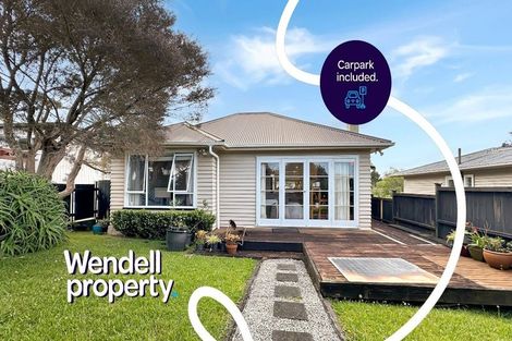 Photo of property in 36 Fairmount Road, Titirangi, Auckland, 0604