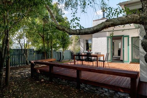 Photo of property in 14 Napier Road, Terrace End, Palmerston North, 4410