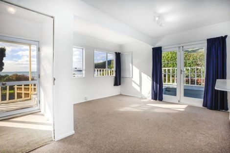 Photo of property in 25 Ocean Parade, Pukerua Bay, 5026