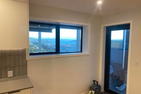 Photo of property in 10 Pari Tai Way, Houghton Bay, Wellington, 6023