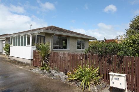 Photo of property in 1/117 Estuary Road, South New Brighton, Christchurch, 8062