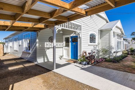 Photo of property in 22 Rona Street, Saint Kilda, Dunedin, 9012