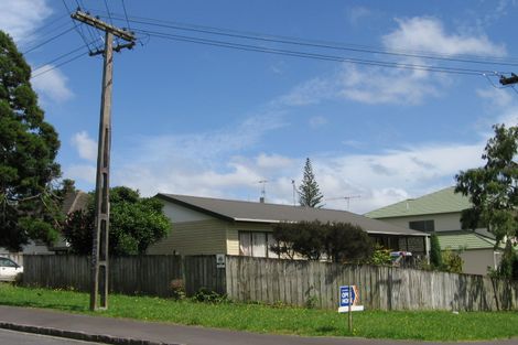 Photo of property in 8a Himikera Avenue, Avondale, Auckland, 1026