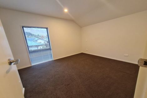Photo of property in 9 Wheatsheaf Lane, Heathcote Valley, Christchurch, 8022