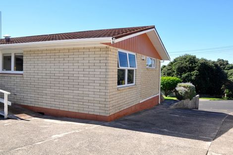 Photo of property in 17 Beach Road, Waihi Beach, 3611