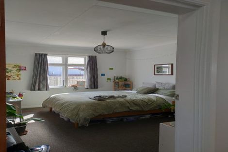 Photo of property in 145 Rongotai Road, Kilbirnie, Wellington, 6022