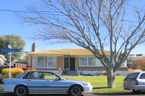 Photo of property in 21 Rutherford Street, Chedworth, Hamilton, 3210