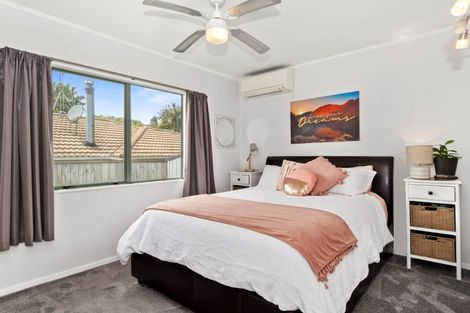 Photo of property in 10b Resolution Road, Welcome Bay, Tauranga, 3112