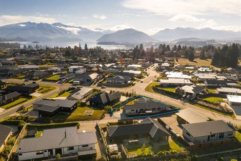 Photo of property in 5 Nancy Lane, Wanaka, 9305