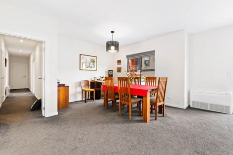 Photo of property in 15 Holloway Street, Clyde, 9330