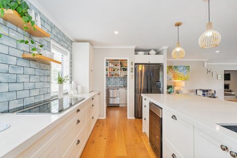 Photo of property in 10a Austin Drive, Whitianga, 3510