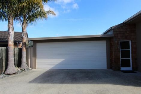 Photo of property in 8 Robertson Street, Glenholme, Rotorua, 3010