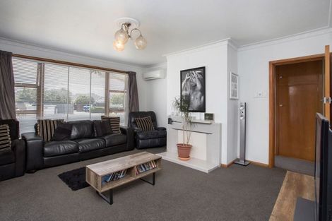 Photo of property in 1/301 Wairakei Road, Bryndwr, Christchurch, 8053