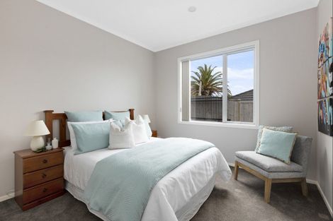 Photo of property in 869d Whangaparaoa Road, Manly, Whangaparaoa, 0930