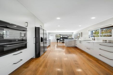 Photo of property in 12 Fordyce Avenue, Sunnyhills, Auckland, 2010