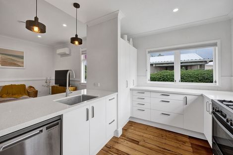 Photo of property in 211 Coronation Avenue, Welbourn, New Plymouth, 4310