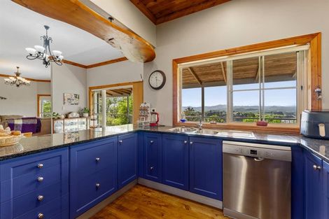 Photo of property in 1228 Sandspit Road, Sandspit, Warkworth, 0982