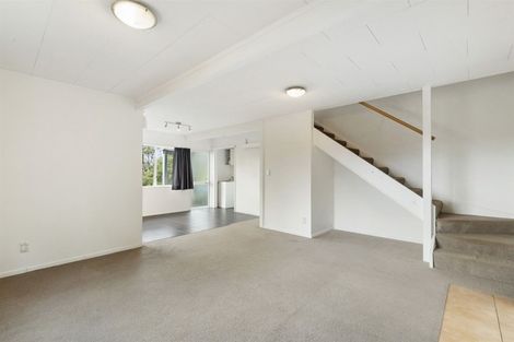 Photo of property in 2/27 Witheford Drive, Bayview, Auckland, 0629