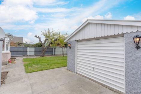 Photo of property in 4 Dunstan Crescent, Hornby, Christchurch, 8042