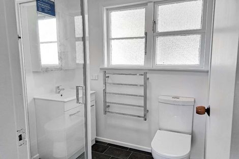 Photo of property in 87 Reynolds Street, Taita, Lower Hutt, 5011